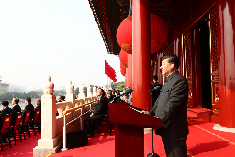 10月1日上午，慶祝中華人民共和國(guó)成立70周年大會(huì)在北京天安門廣場(chǎng)隆重舉行。中共中央總書記、國(guó)家主席、中央軍委主席習(xí)近平發(fā)表重要講話。